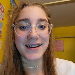 Meet your Posher, Mackenzie